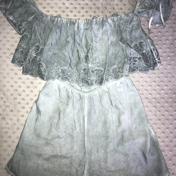 American Eagle Off The Shoulder Embroider Romper - Picture 1 of 7